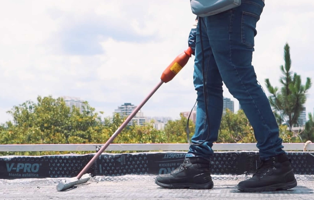 Economize tempo e dinheiro ao testar a estanqueidade em sua obra