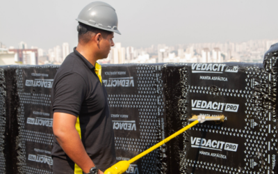 Teste de impermeabilização para construção